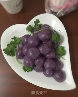Make Potato grapes step 8