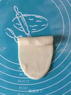 Make Lotus souffle step 12