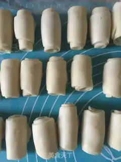 Make Lotus souffle step 14