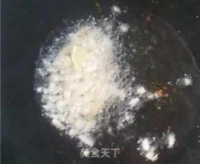 Make Silverfish fried eggs step 3