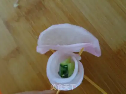 Make Peacock Spray step 14