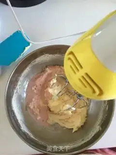 Make Dream pink cherry cookies step 2