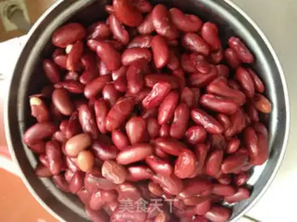Make Milk and tea and honey beans step 2