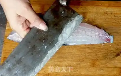 Make Abalone shrimp spicy pot step 10