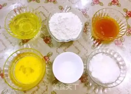 Make White Bean Mooncake step 6