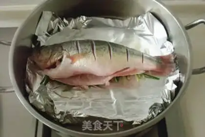 Make Cheese and tin wrapper step 0