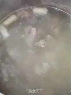 Make Bones of soup step 1