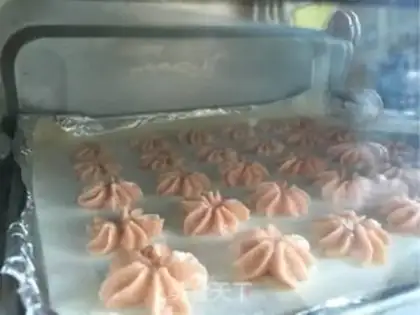 Make Dream pink cherry cookies step 9