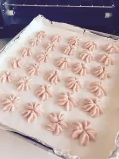 Make Dream pink cherry cookies step 10