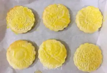 Make White Bean Mooncake step 19