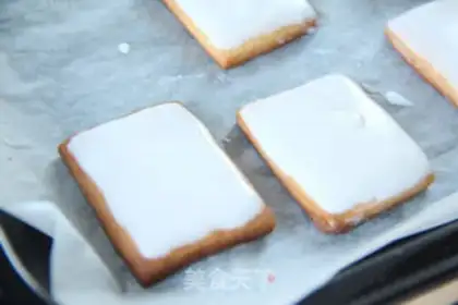 Make Poker cookies step 7