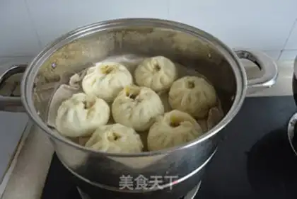 Make Pumpkin buns step 9