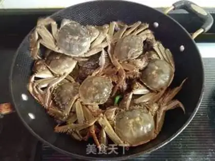 Make Boiled crabs step 3