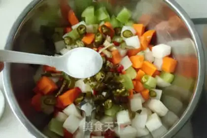 Make Spicy pickles step 2