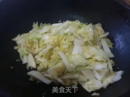 Make A duck-cooked cabbage soup step 5