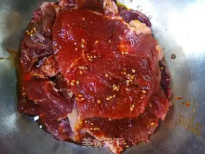 Make Black pepper onion roast beef step 3