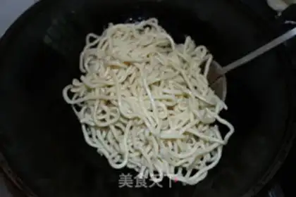 Make Fried noodles step 3