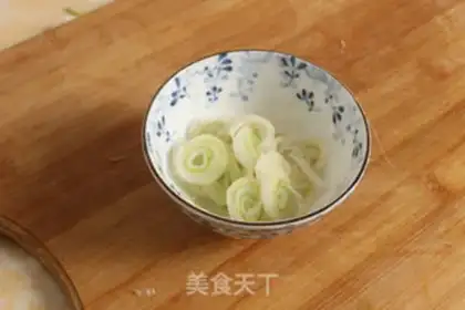 Make Porridge and pork step 1