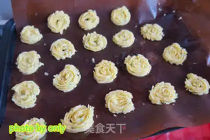 Make Onion cookies step 13