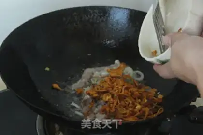 Make Porridge and pork step 8