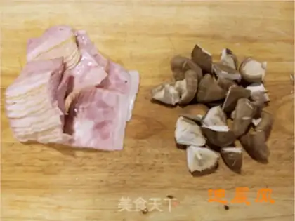 Make The seven-coloured pepper bacon step 1
