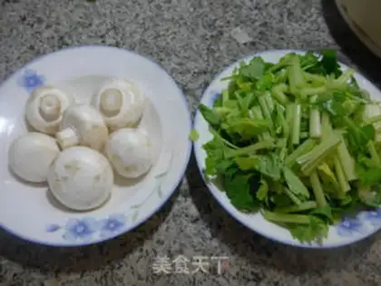 Make Celery fried mushrooms step 0