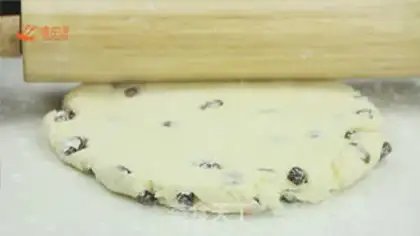 Make British butter scon step 2