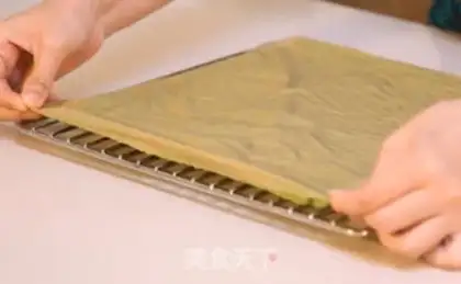 Make A tea twilight roll step 7