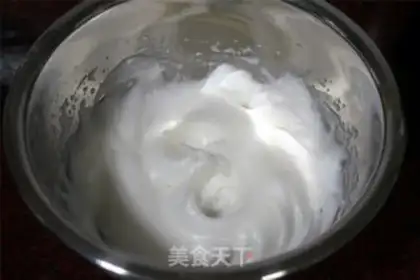 Make Tea-colored cake rolls step 7
