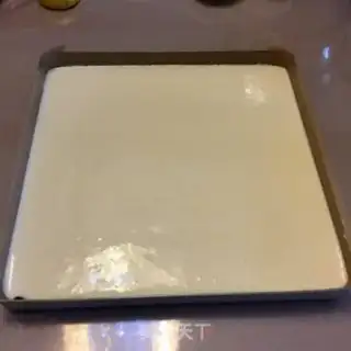 Make A world of coloured egg rolls step 4