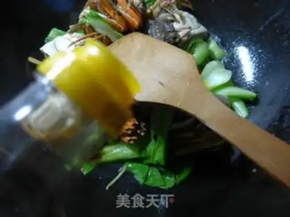 Make Crabs in green step 6