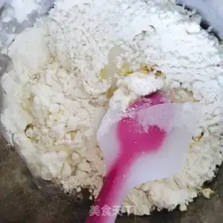 Make Soccer shrimp pie step 1