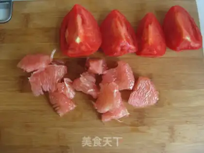 Make Red tea and tomato juice step 1