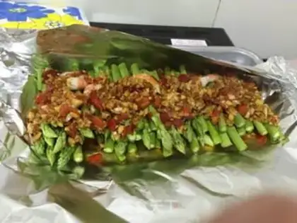 Make Cracked pepper and garlic step 1