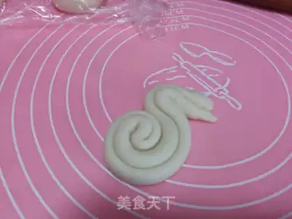 Make Little bunny buns step 6