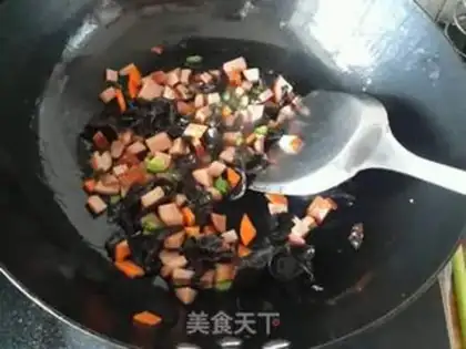 Make Molybdenum cap pouring noodles step 1