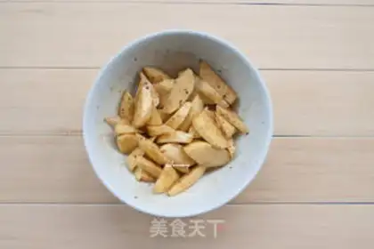 Make Potato Cape step 3
