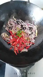 Make Hot seafood noodles step 6