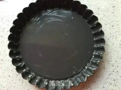 Make Soccer apple pie step 15