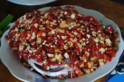 Make Pepper chopping fish head step 7