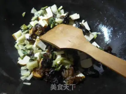 Make Black-muck-eared pickles step 3