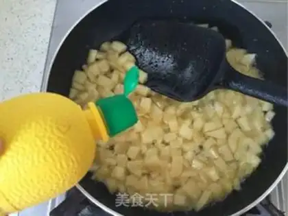 Make Soccer apple pie step 23