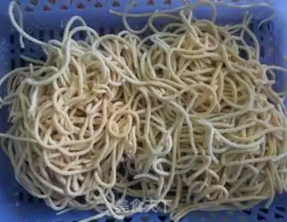 Make Carrot noodles step 4