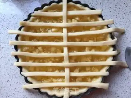 Make Soccer apple pie step 29