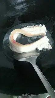 Make Soccer apple pie step 34