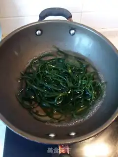Make Creamed seaweed peanuts step 1