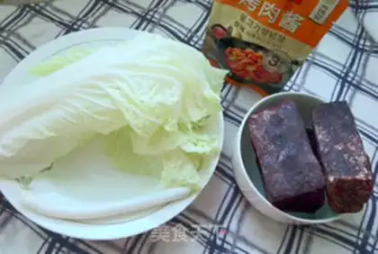 Make The cabbage makes black rice cake step 0