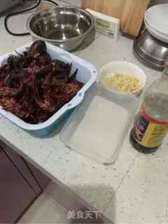 Make Garlic lobster step 3