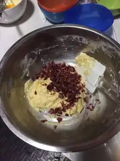Make Cranberry scon step 1