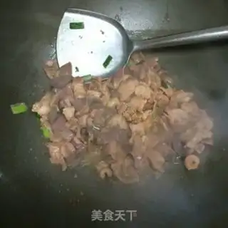 Make Chicken and potatoes and carrots step 1